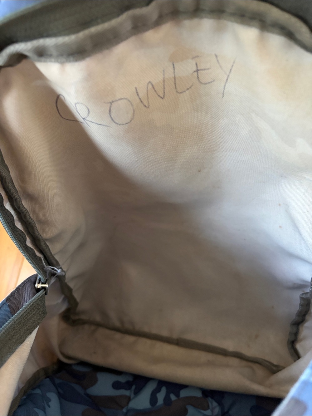 L.L. Bean Deluxe Backpack - Picture 5 of 10